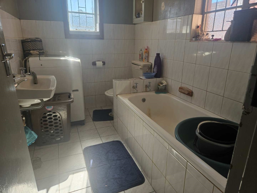 2 Bedroom Property for Sale in Riviera Northern Cape